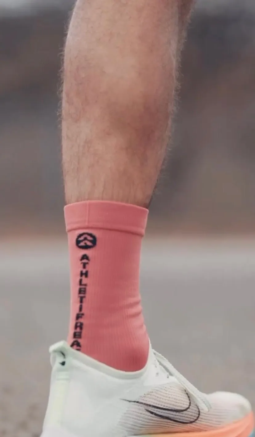D.Feet the Odds Crew Socks - Pink