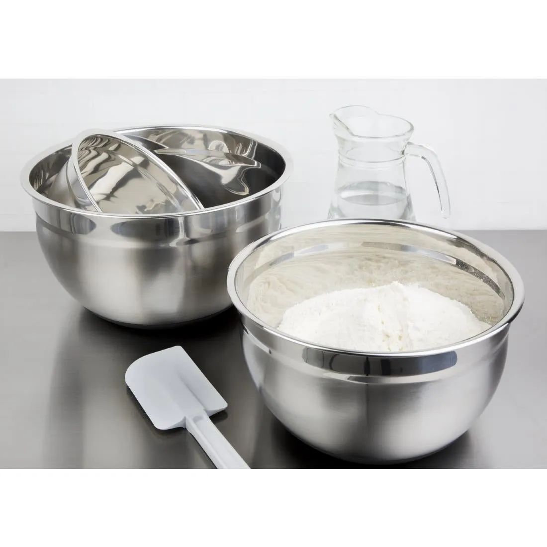 GG022 Vogue Stainless Steel Bowl with Silicone Base 5Ltr