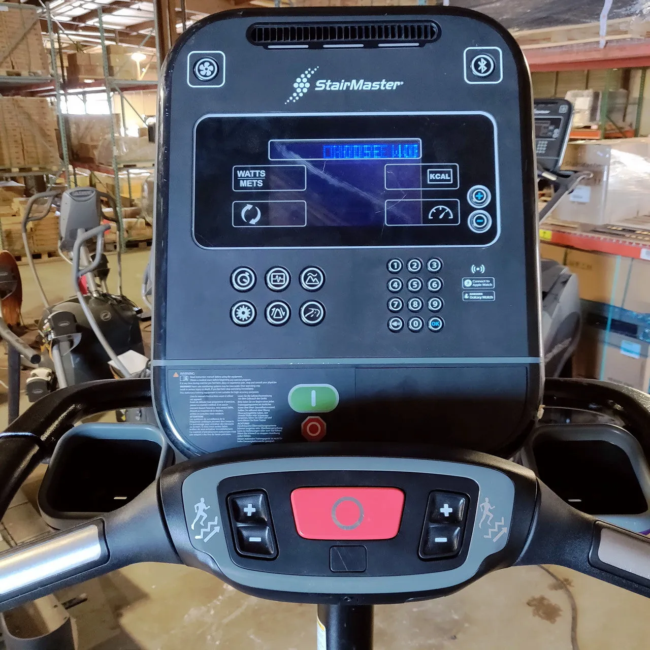 LIKE NEW Stairmaster Gauntlet 8 Series Stairclimber