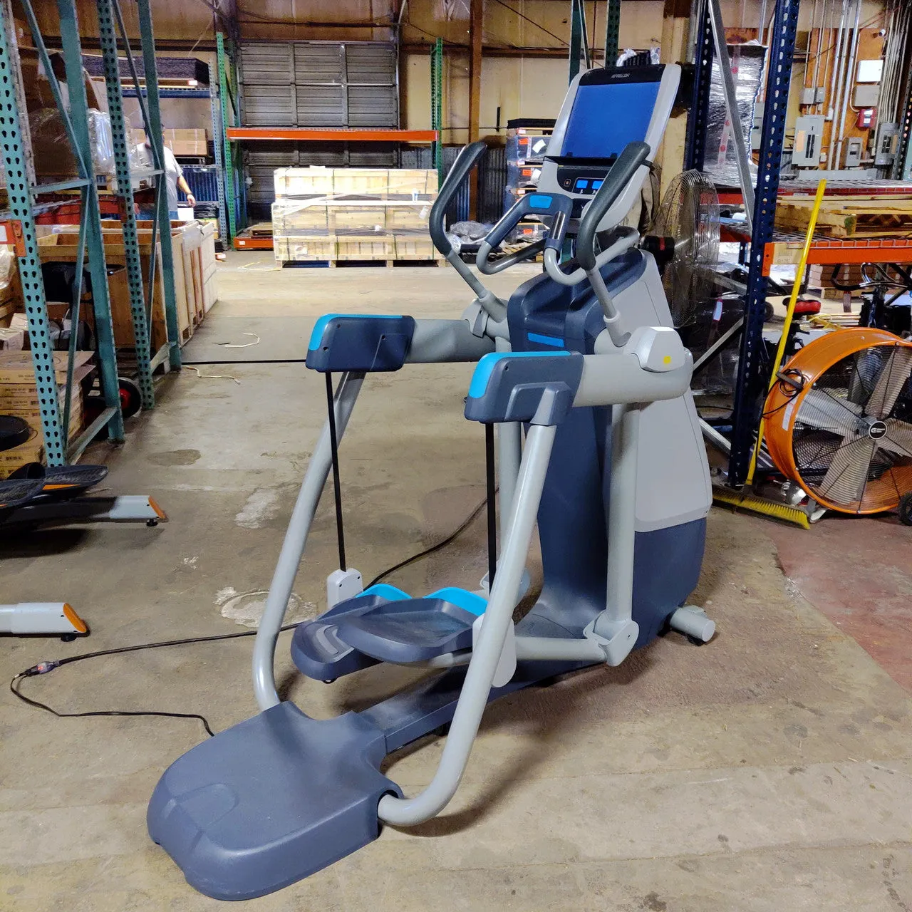 Precor AMT 885 with P80 Console Interactive Display